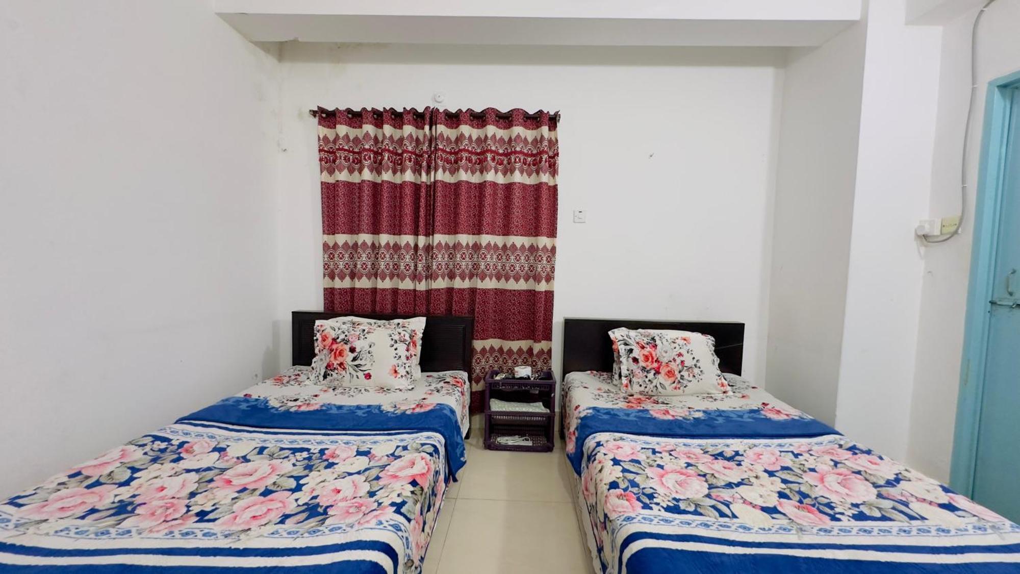 Mohammadia Restaurant & Guest House Near United Hospital Dakka Dış mekan fotoğraf
